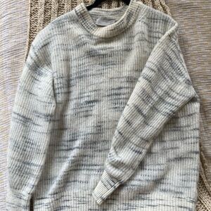 Everlane alpaca coccoon sweater size medium